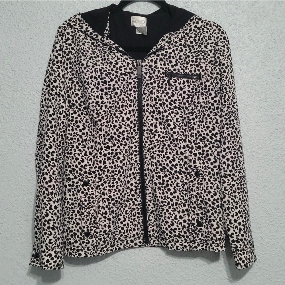 Zenergy by Chico's Womens  Leopard Print Zip Up Jacket Size 1 Gym Fitness Sporty